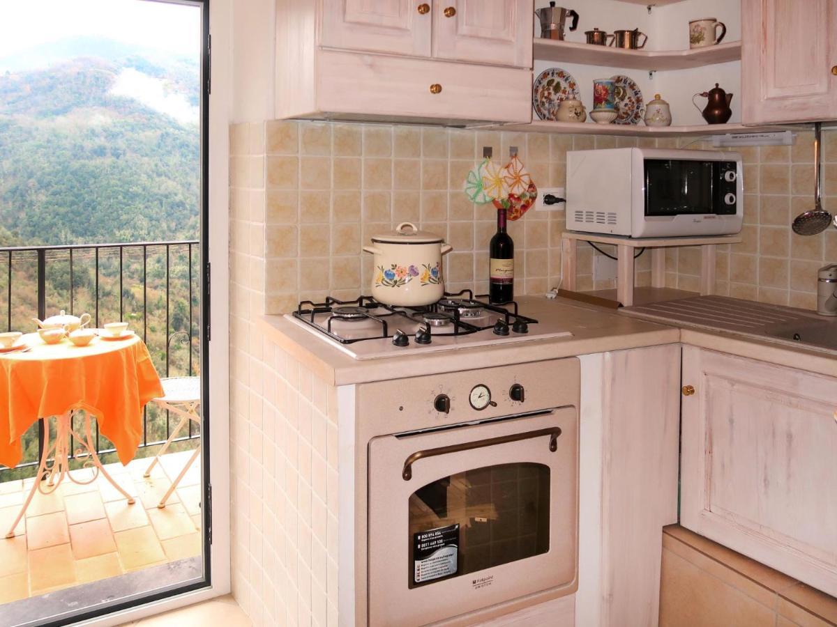 Holiday Home Casa Reanna By Interhome Apricale Bagian luar foto